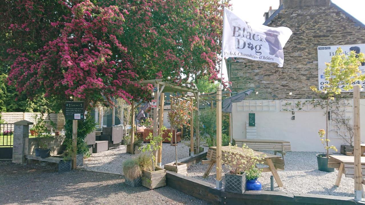 Le Black Dog Pub